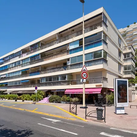 Elegant Avec Climatisation - Centre Apartment