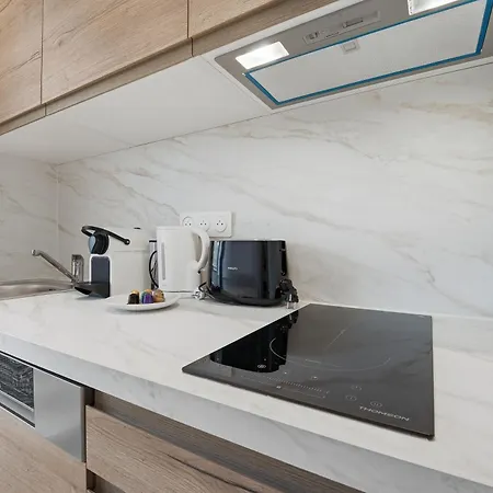 Apartment Elegant Avec Climatisation - Centre *